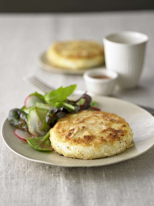 Salade et Tomme Vaudoise panée