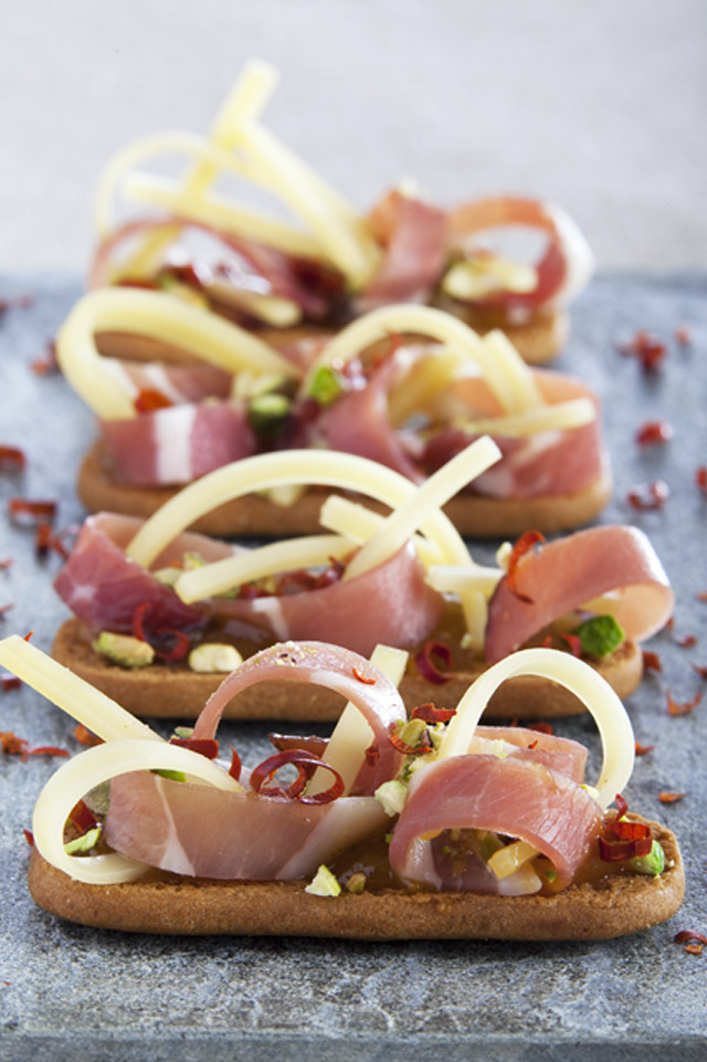 Canapés au spéculoos et Gruyère AOP