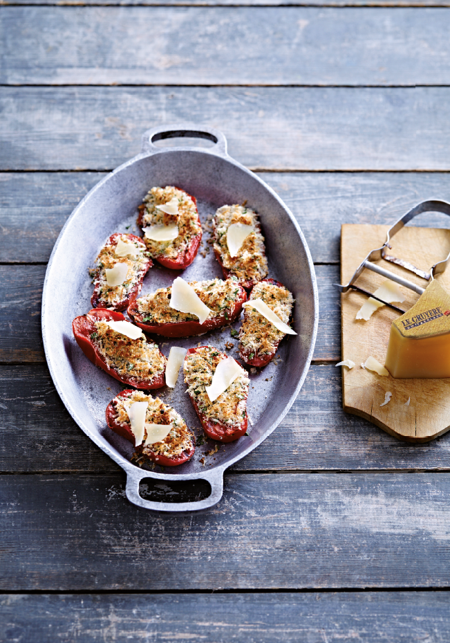 Tomates en croûte de fines herbes et Gruyère AOP Réserve